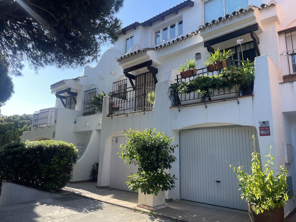Townhouse Terraced in Calahonda