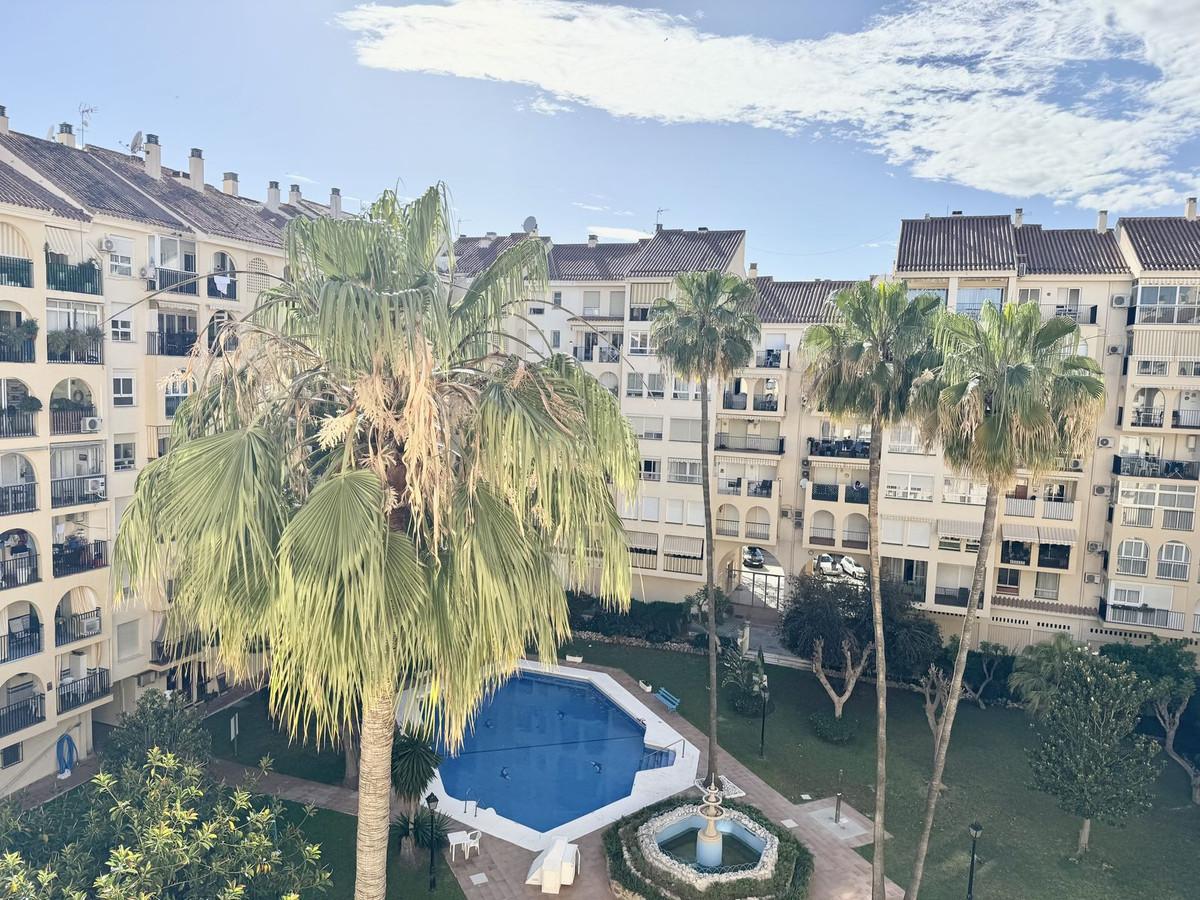 Apartment Middle Floor in Fuengirola