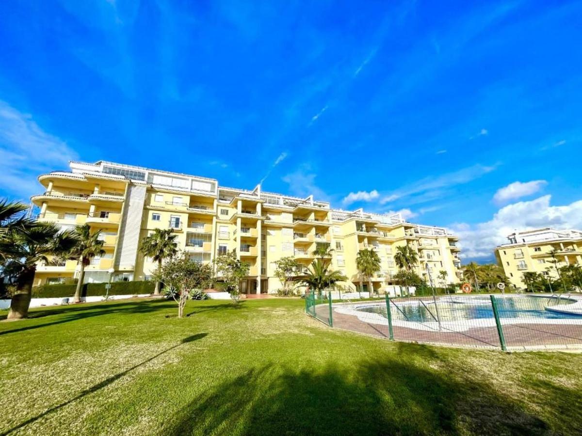 Apartment Middle Floor in La Cala de Mijas
