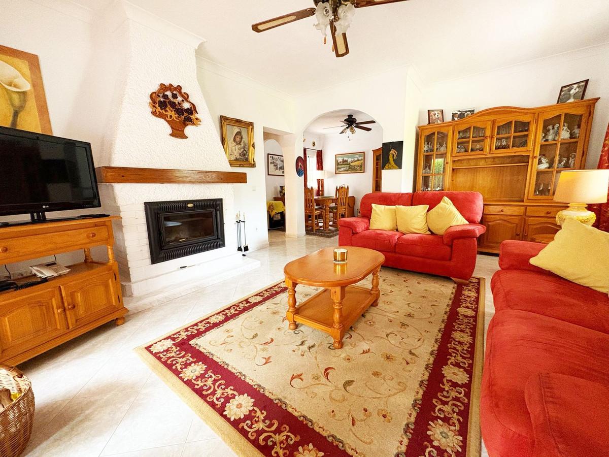 Villa Detached in El Faro
