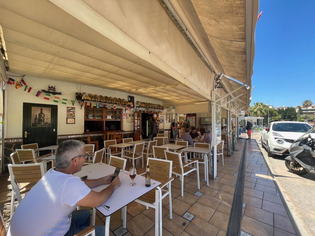 Commercial Restaurant in Riviera del Sol
