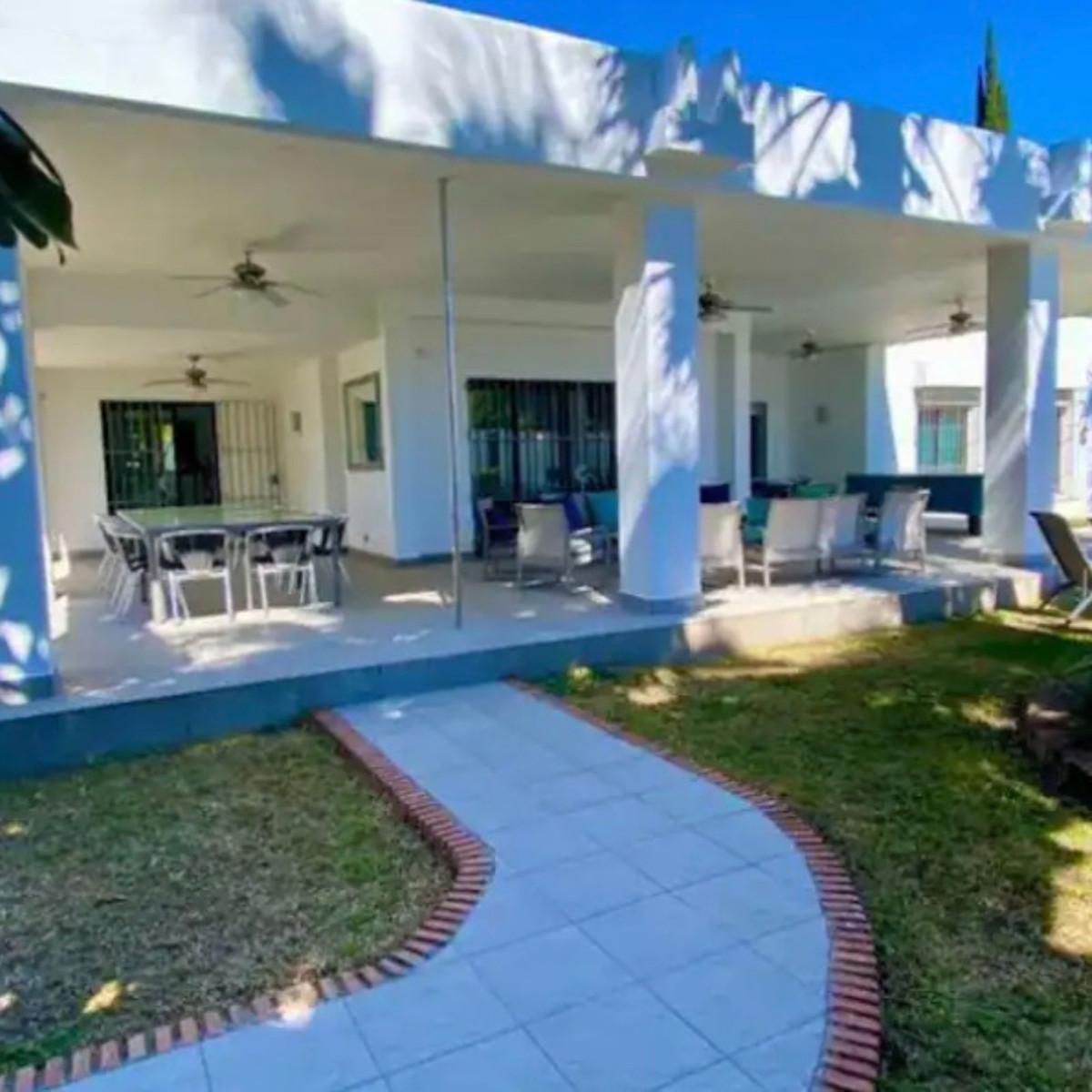 Villa Detached in Marbella