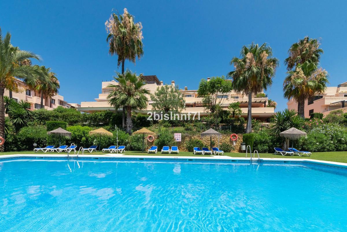 Apartment Middle Floor in Elviria