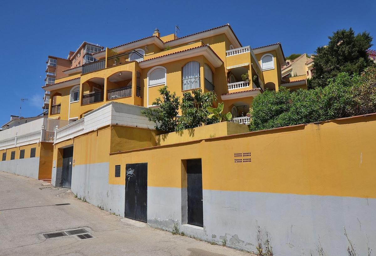 Apartment Middle Floor in Benalmadena Costa
