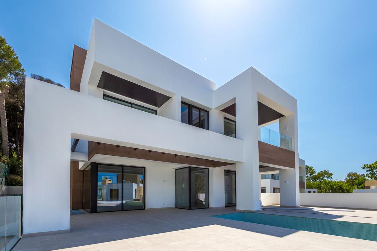 Villa Detached in The Golden Mile