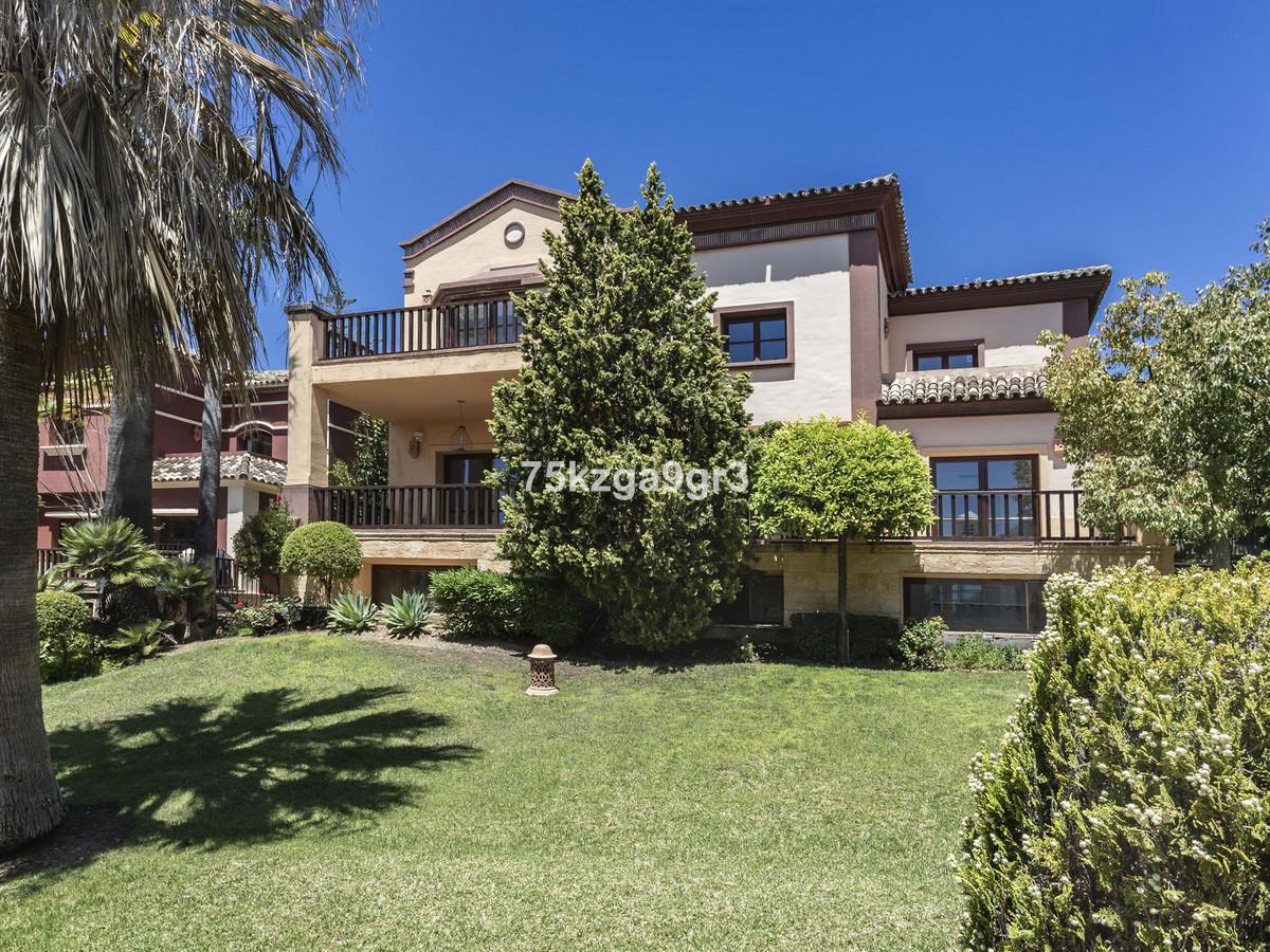 Villa Detached in Marbella