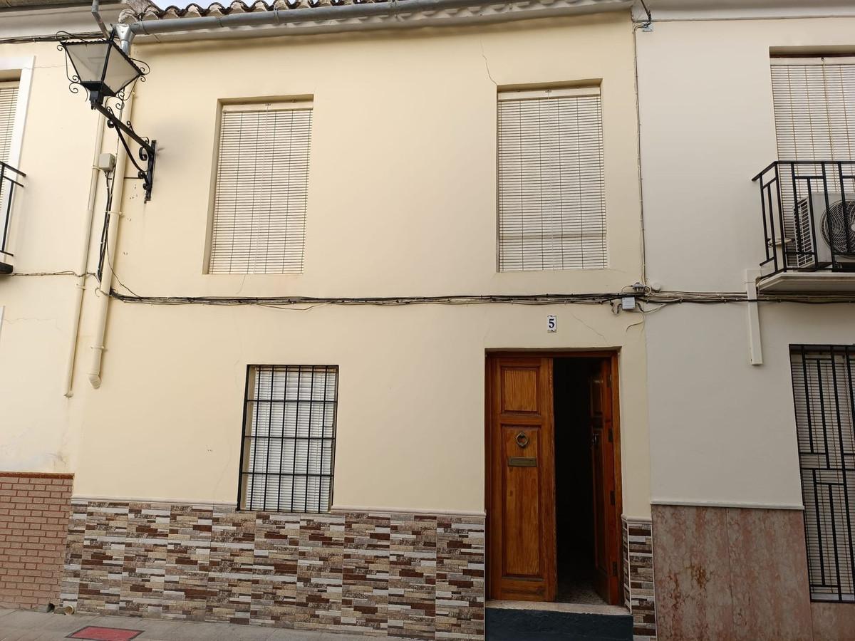 Townhouse Terraced in Archidona