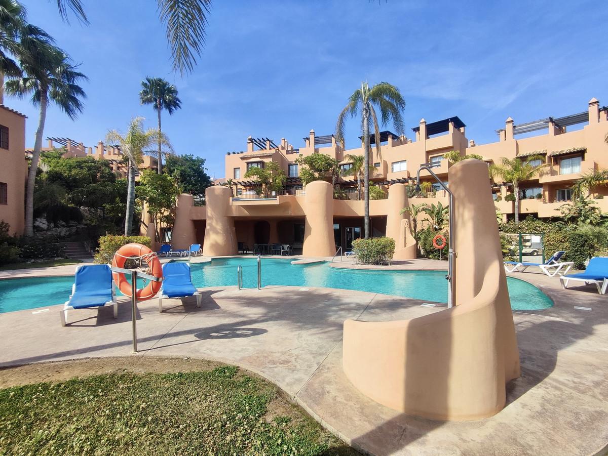 Townhouse Terraced in Calanova Golf