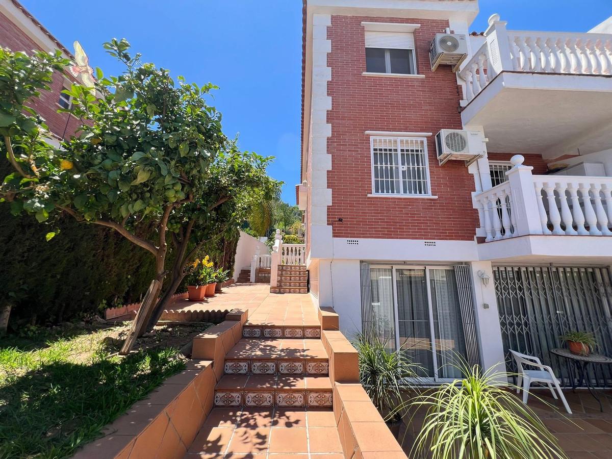 Villa Semi Detached in Alhaurín de la Torre