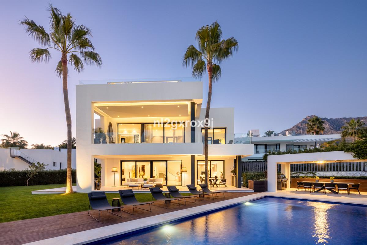 Villa Detached in The Golden Mile