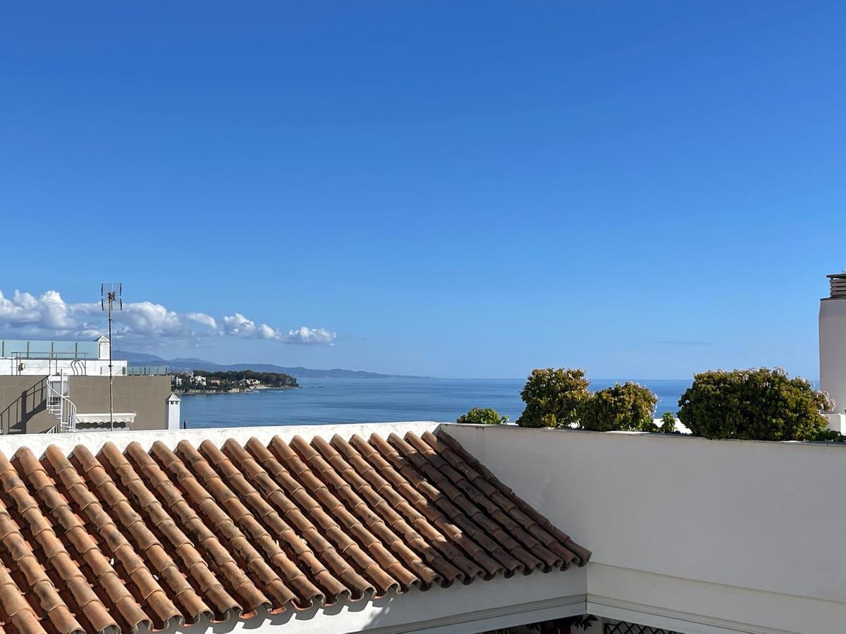 Apartment Penthouse Duplex in Estepona