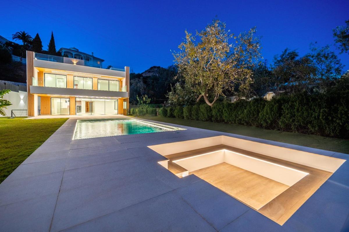 Villa Detached in Benalmadena
