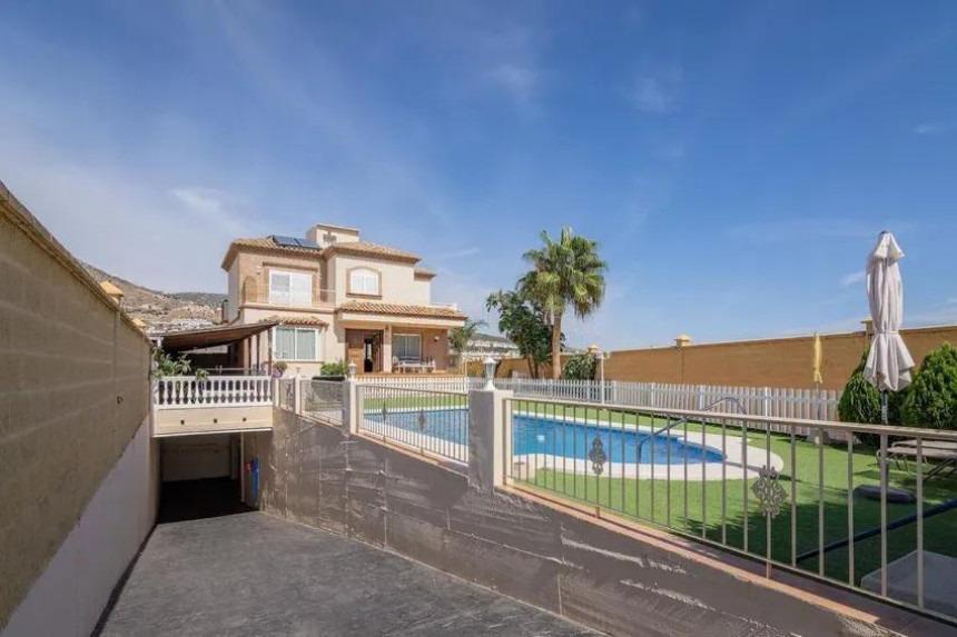 Villa Detached in Benalmadena