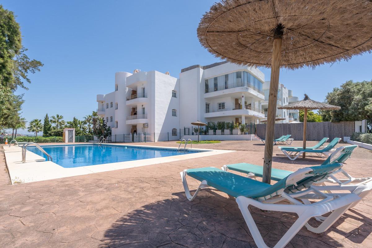 Apartment Middle Floor in Estepona