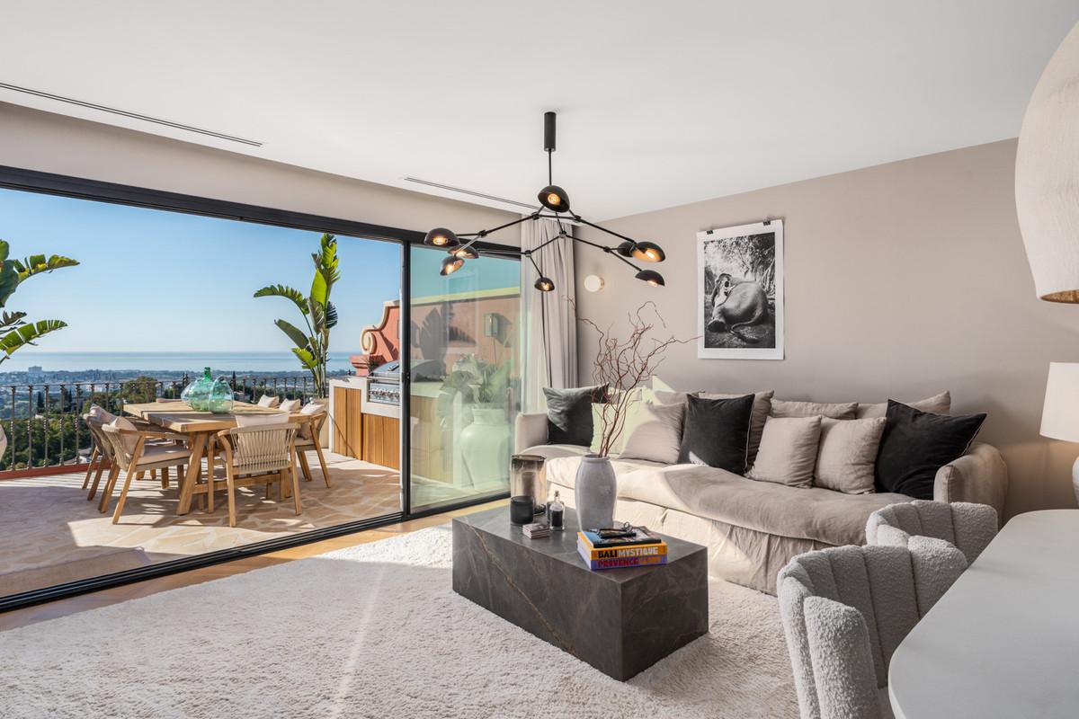 Apartment Penthouse in Monte Halcones