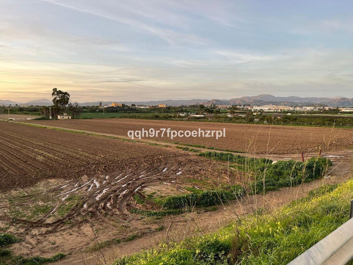 Plot Land in Campanillas