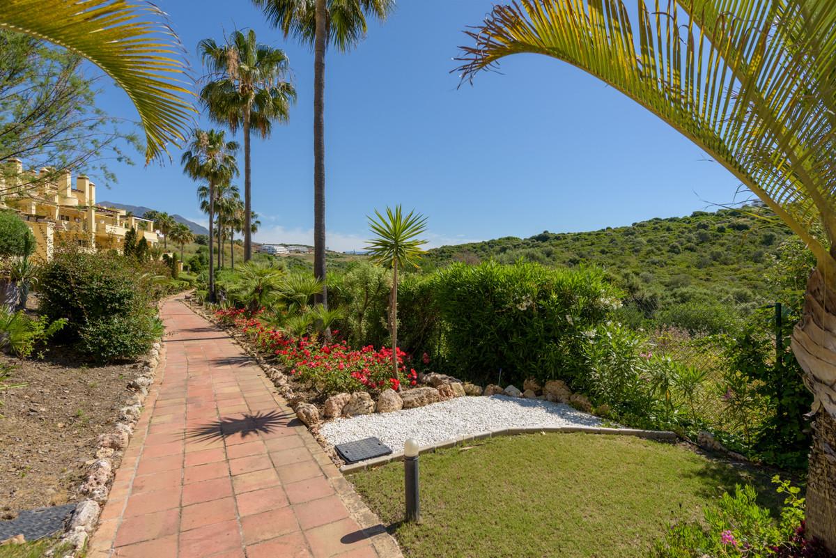 Apartment Middle Floor in Casares Playa