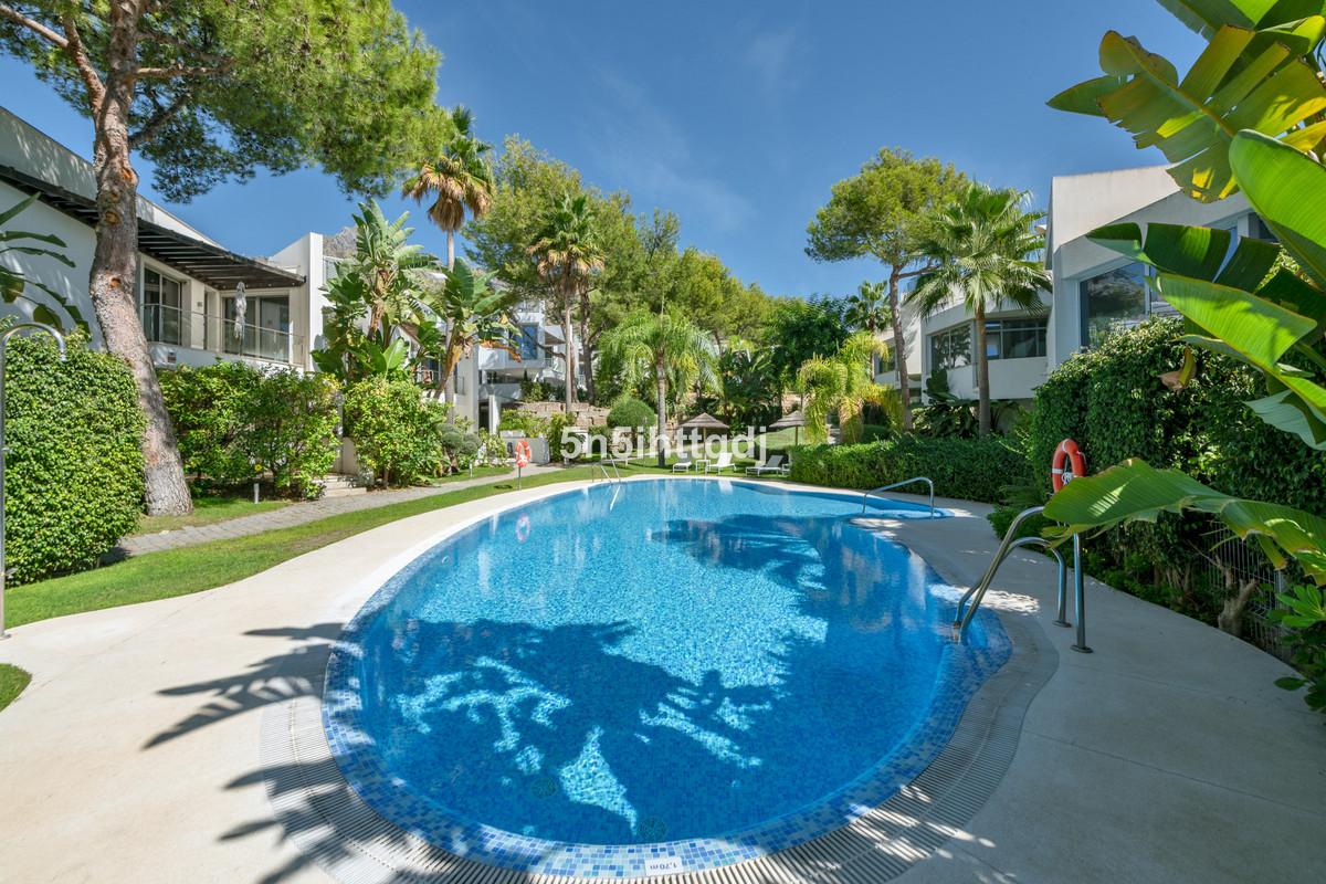 Townhouse Semi Detached in The Golden Mile