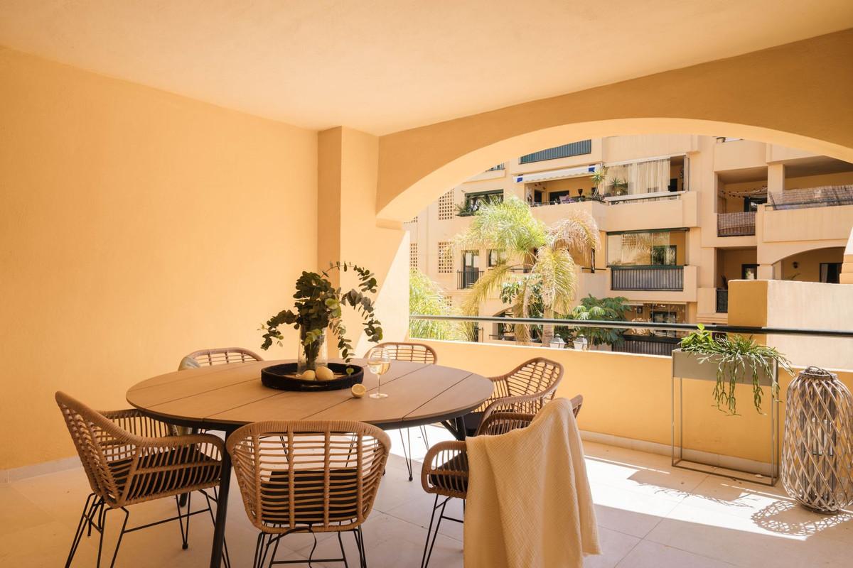 Apartment Middle Floor in San Pedro de Alcántara