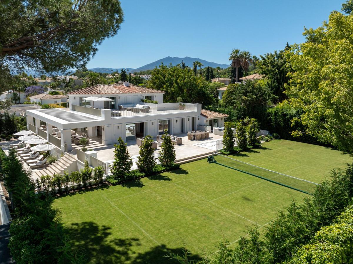 Villa Detached in Nagüeles