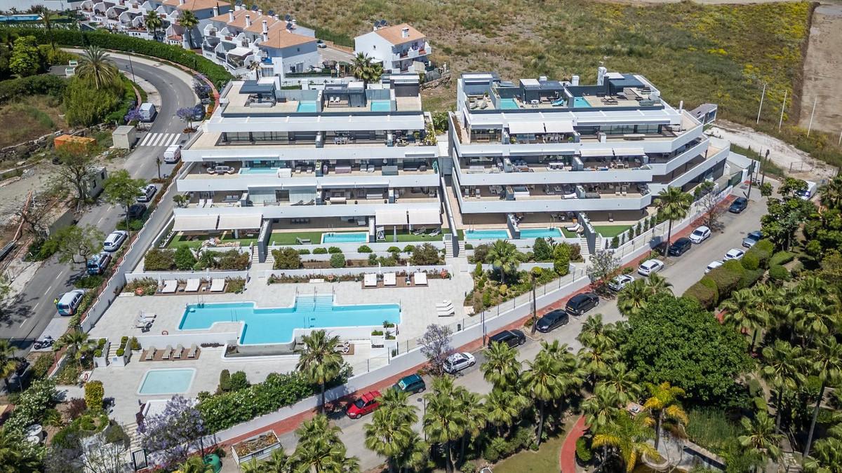 Apartment Middle Floor in Estepona