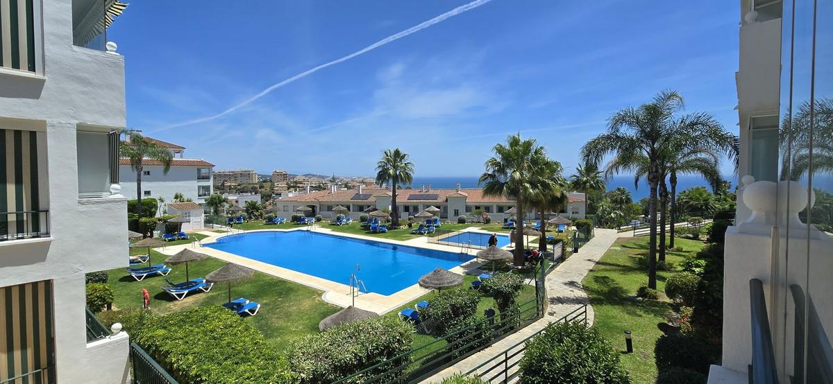 Apartment Middle Floor in La Cala de Mijas