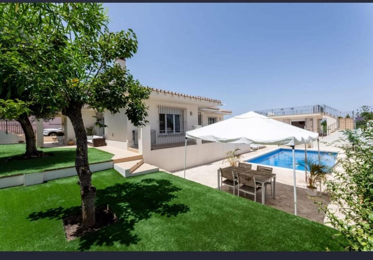 Villa Detached in Alhaurín de la Torre
