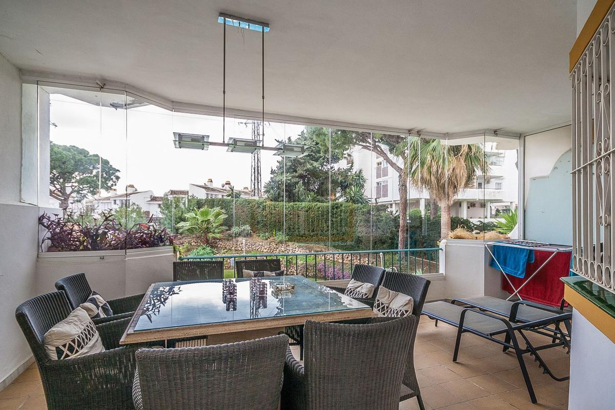 Apartment Middle Floor in Calahonda