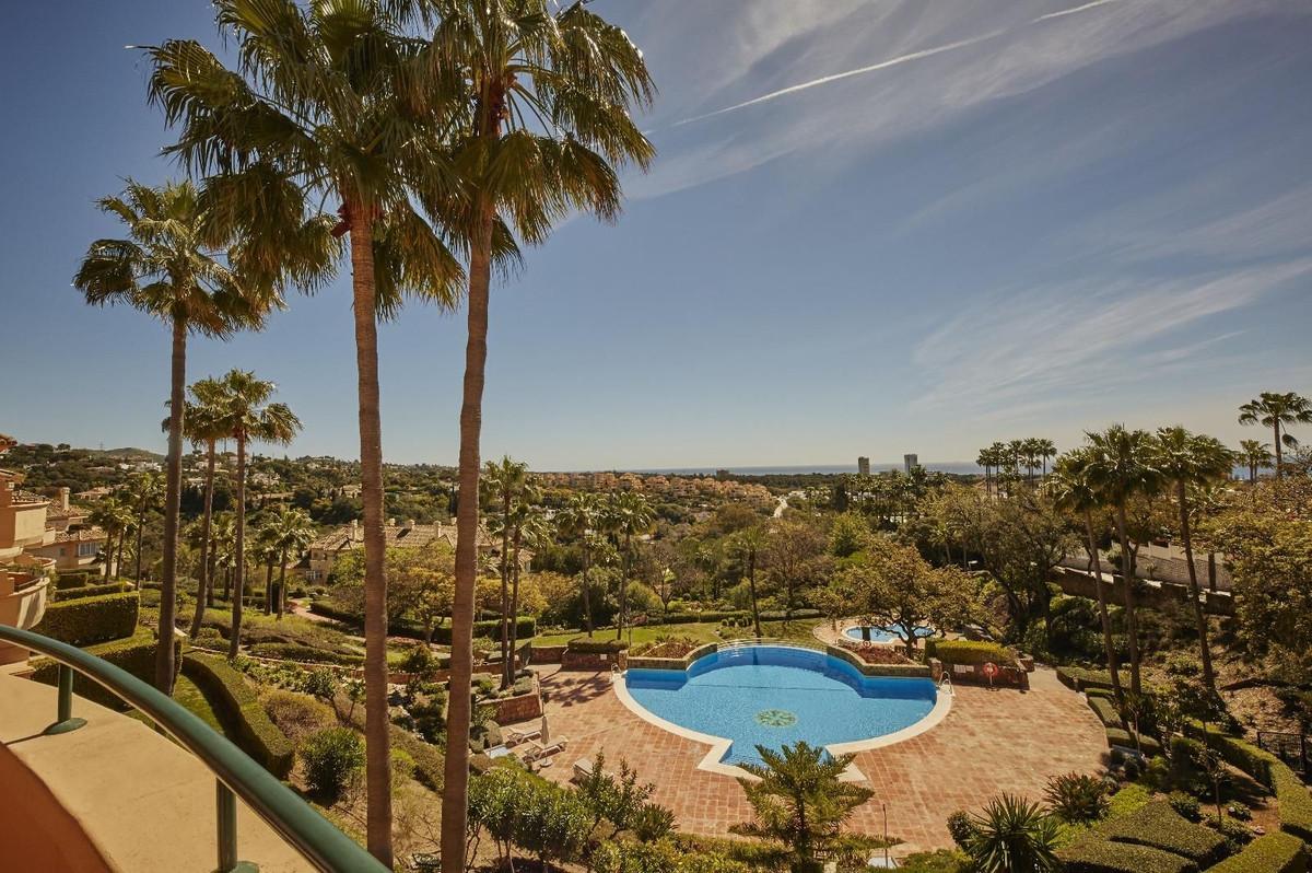 Apartment Middle Floor in Elviria