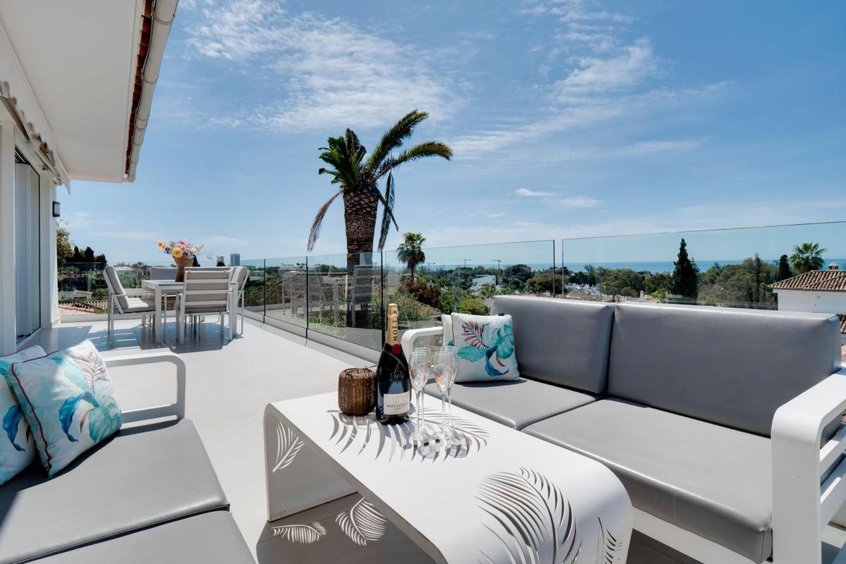 Villa Detached in Elviria