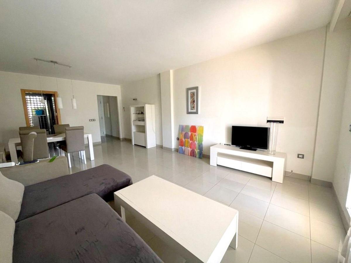 Apartment Ground Floor in El Paraiso