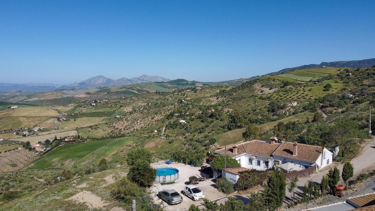 Villa Finca in Villanueva De La Concepcion