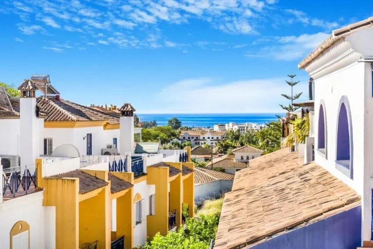 Townhouse Terraced in San Pedro de Alcántara