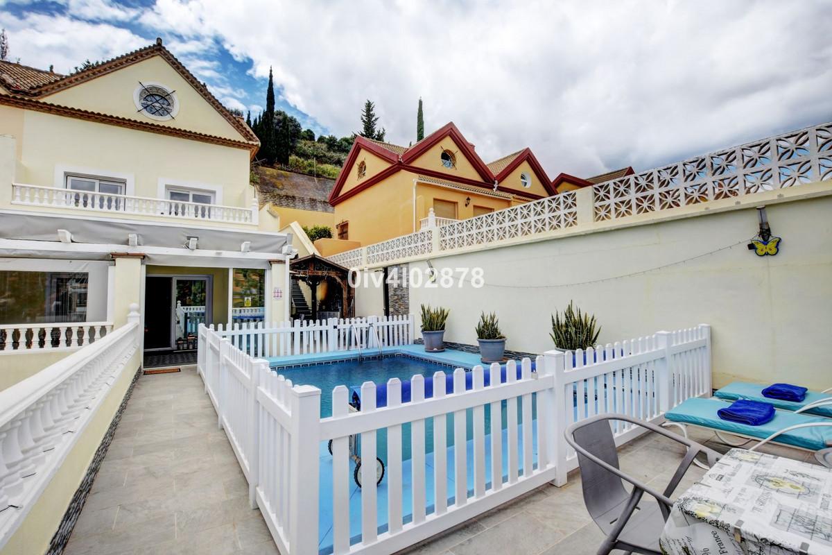 Villa Semi Detached in Benalmadena Costa