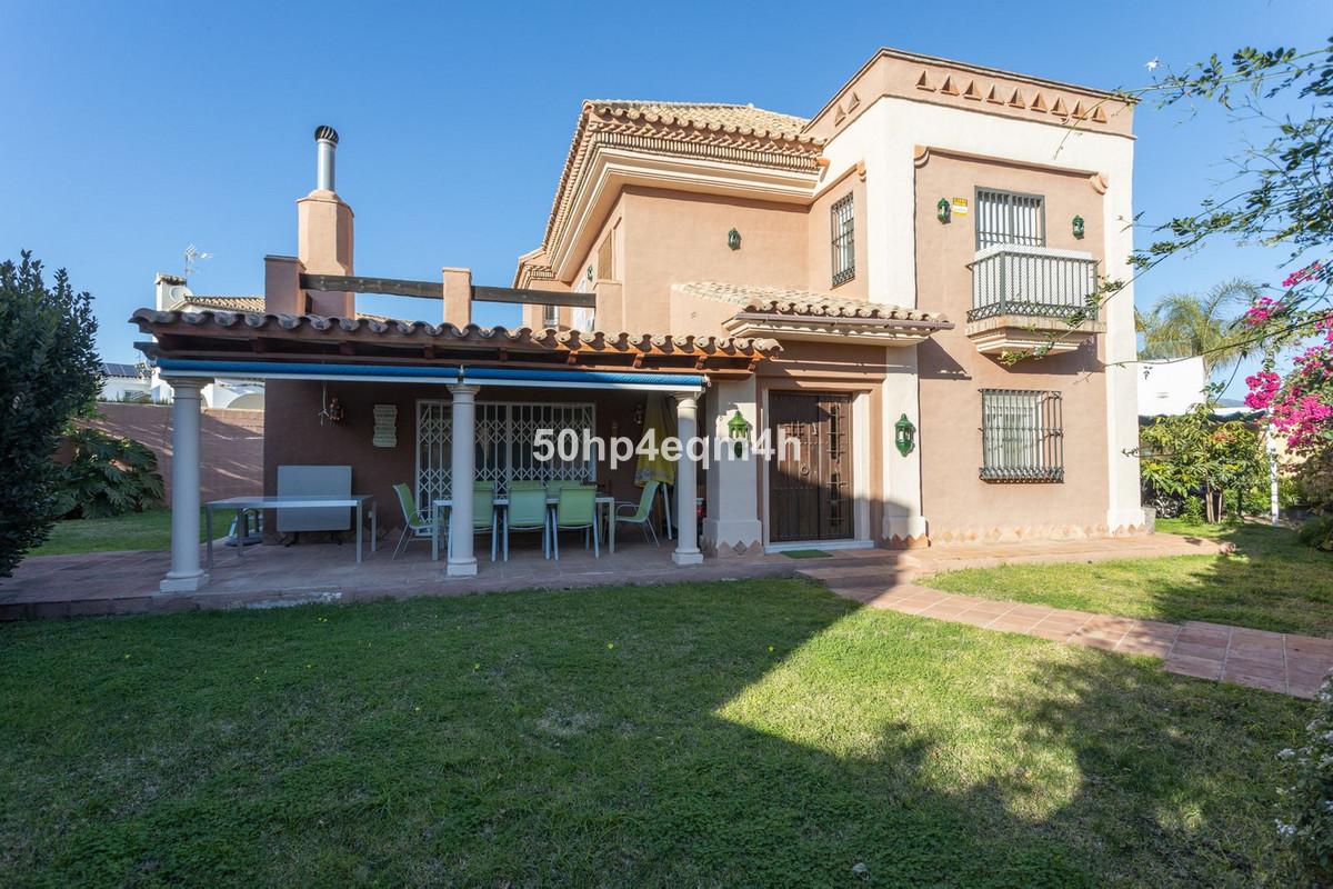 Villa Detached in San Pedro de Alcántara