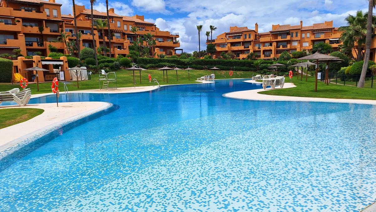 Apartment Ground Floor in La Duquesa