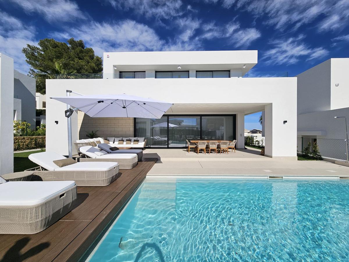 Villa Detached in Río Real