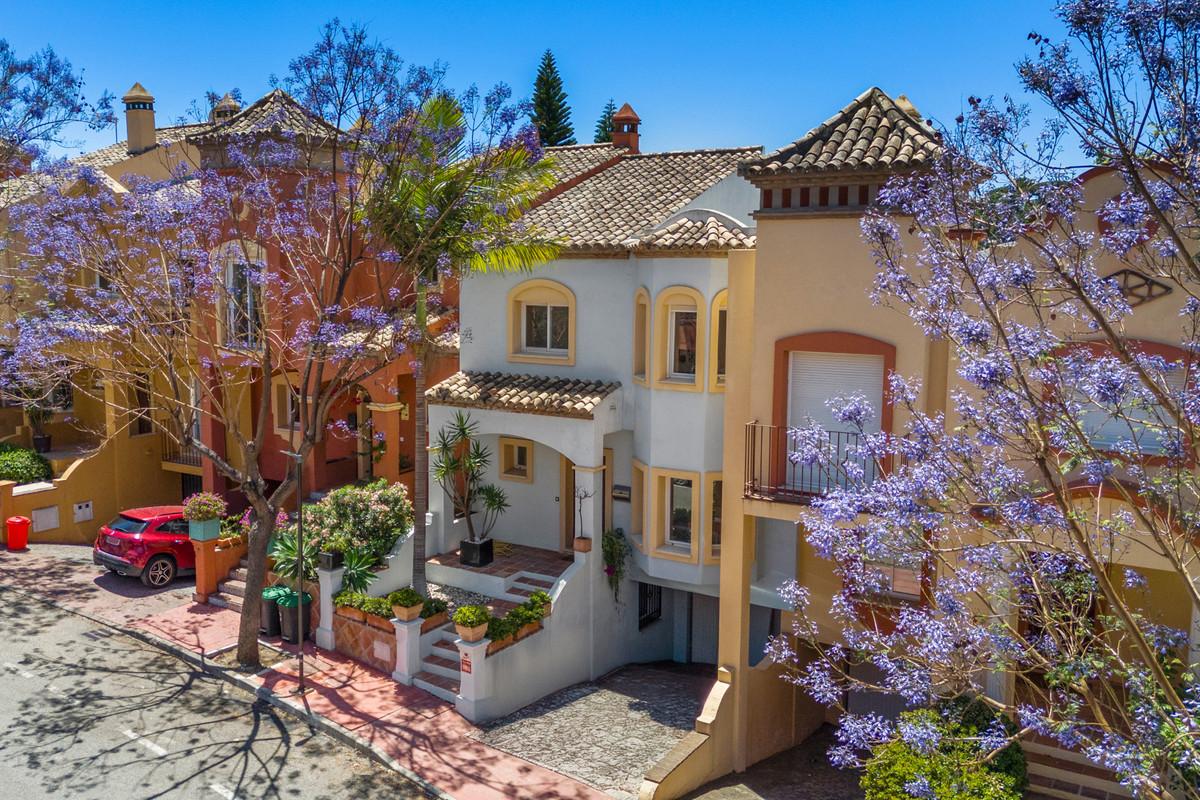 Townhouse Terraced in Puerto Banús
