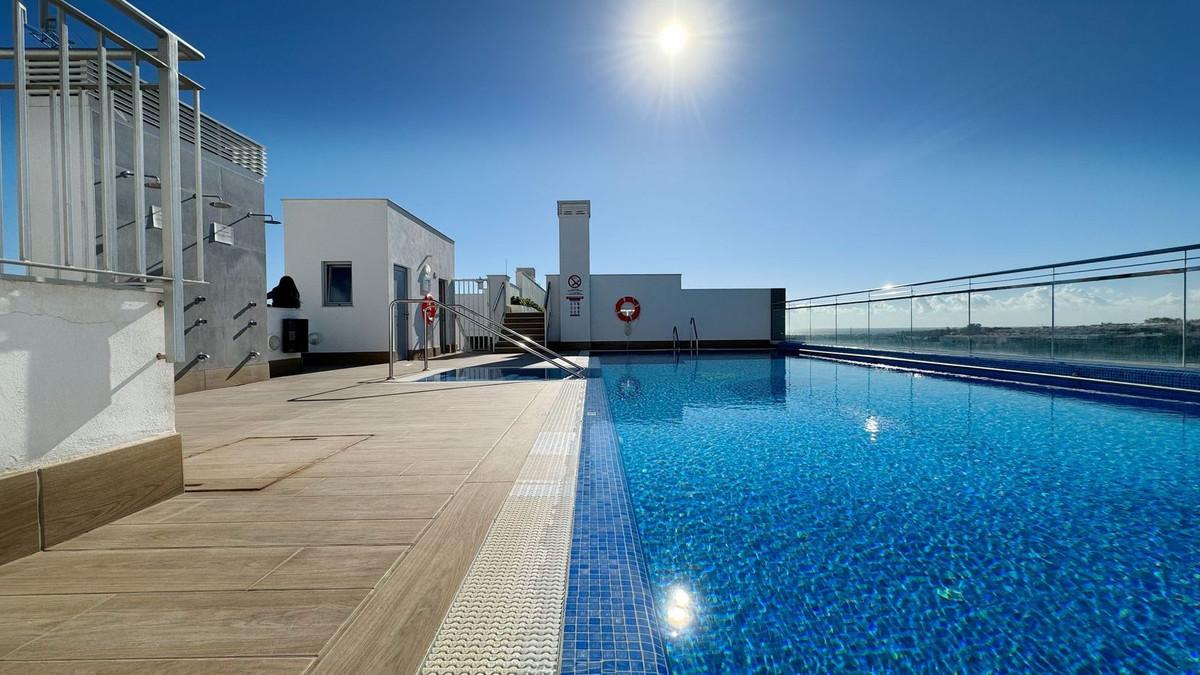 Apartment Middle Floor in Nueva Andalucía