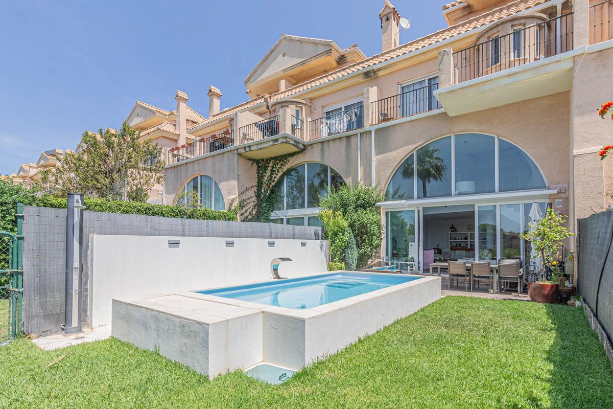 Townhouse Terraced in La Alcaidesa