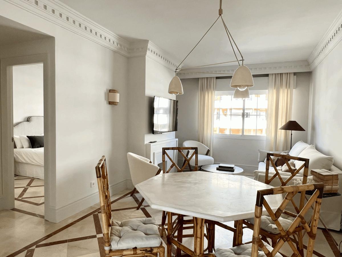 Apartment Middle Floor in Nueva Andalucía