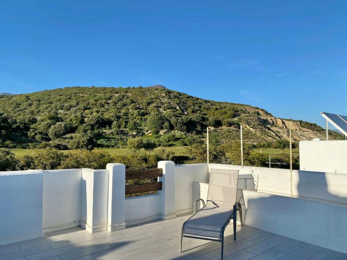 Apartment Penthouse in Estepona