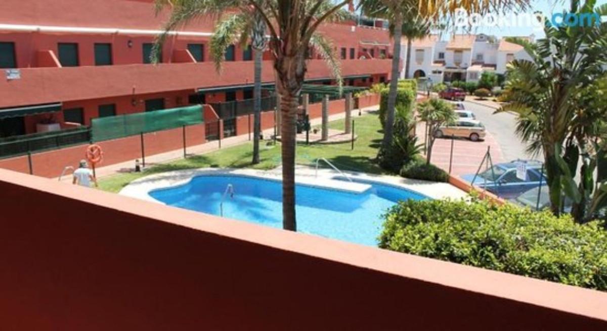 Apartment Ground Floor in San Luis de Sabinillas