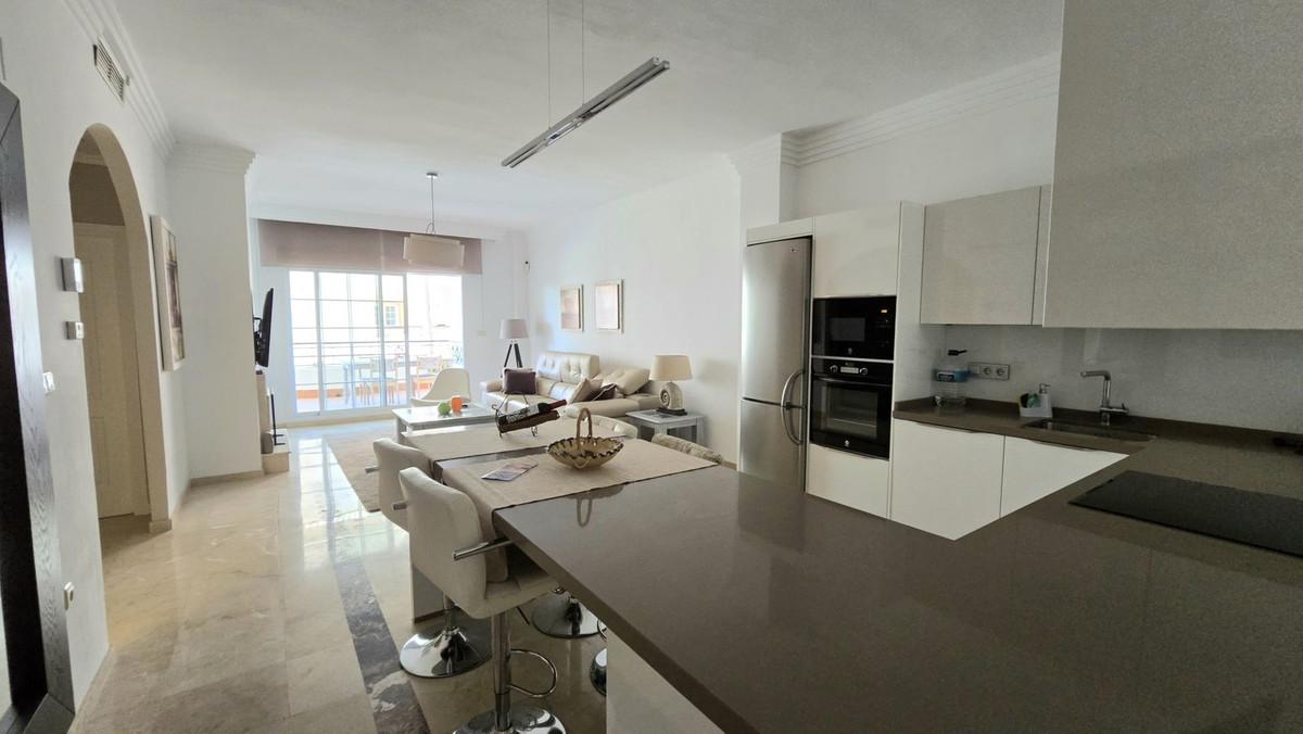 Apartment Middle Floor in Aloha