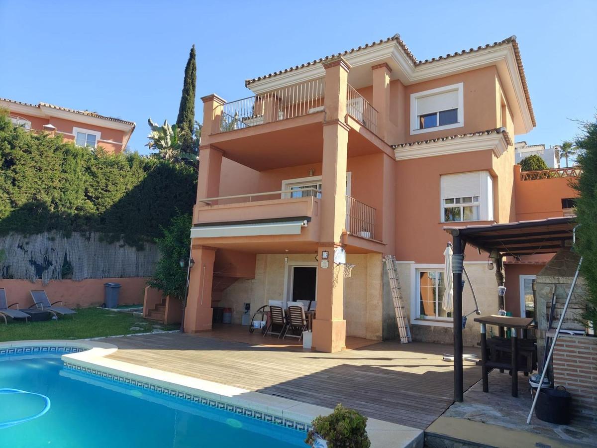 Villa Detached in Cerros del Aguila