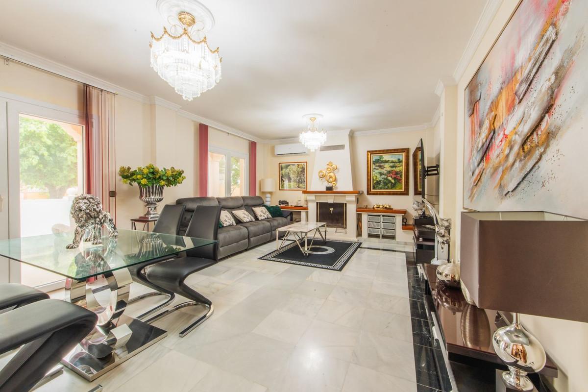 Villa Detached in Guadalmar