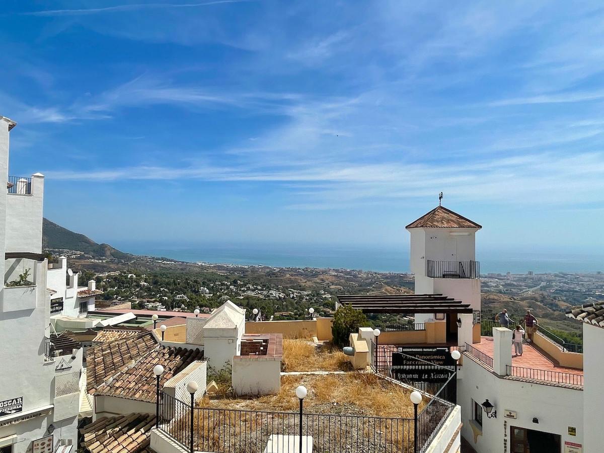 Apartment Penthouse Duplex in Mijas