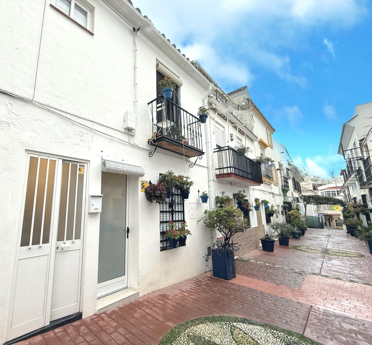 Apartment Ground Floor in Estepona