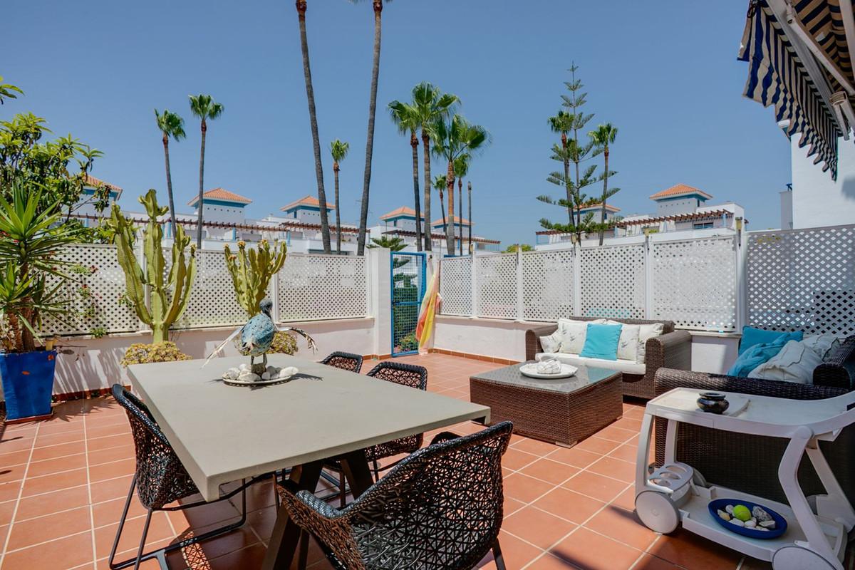 Townhouse Terraced in Bel Air