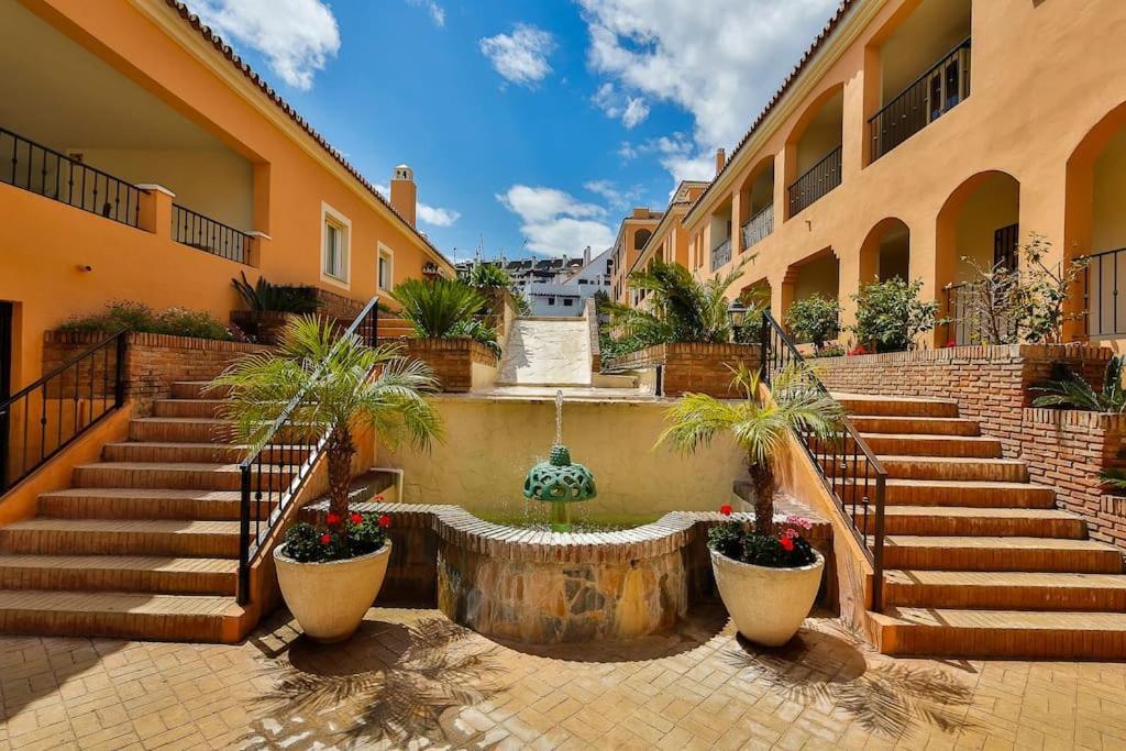 Apartment Middle Floor in Nueva Andalucía